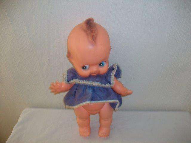 collectable medium sized winged Kewpie doll