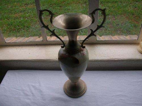 Large plated marble center vase