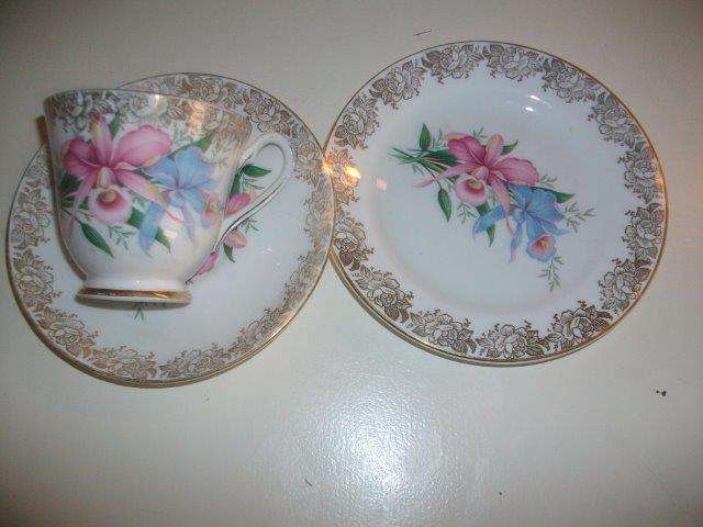 stunning imperial bone china tea cup trios ---lot3--