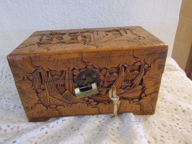 Stunning hand caved camphor wood Chinese trinket box with lock and key