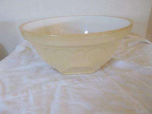 Large grand mix grip old granny's mixing bowl