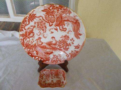 Collectable Royal crown derby red aves Xll wall plate and pin dish combo