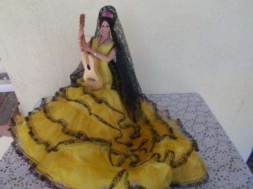 Nice plastic pretty Spanish dancer model figurine