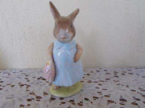 Royal albert beatrix potter mrs flopsy bunny figurine