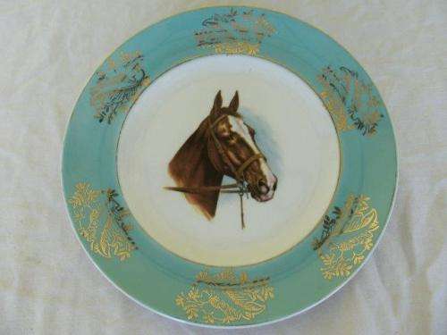 pretty horse scene vintage porcealin wall plate
