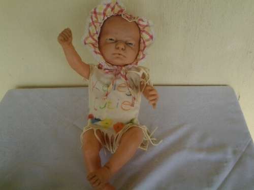 Very nice hard plastic baby angle new born doll
