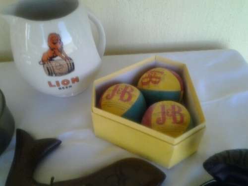 Some rather interesting collectable man cave/bar / mens lot collectable items