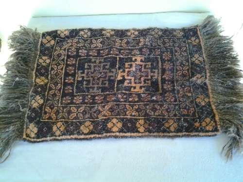 stunning display table mat