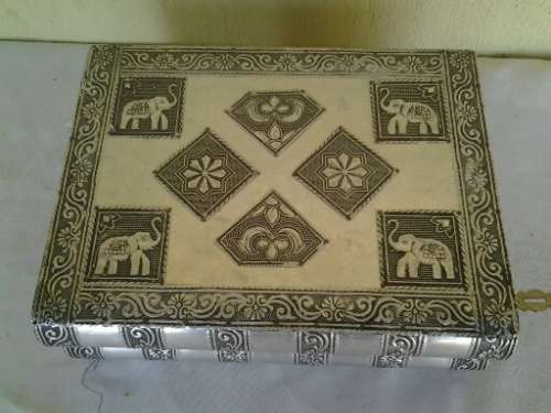 stunning modern sliver plated Indian styled jewelry  box