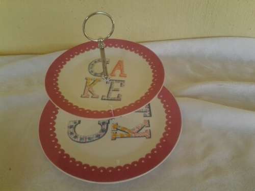 modern pretty porcelain tear cake stand