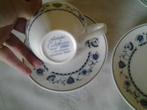 A lot of four porcelain Noritake blue and white tea cup trios