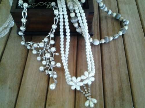 Nice ladies wooden trinket box filled with some pretty costume jewelry