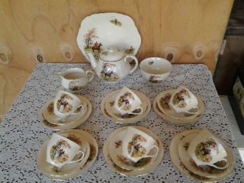 Complete vintage Hunting scene porcelain Alfred meakin tea set