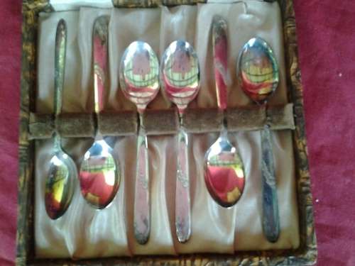 A set of six sliver plated vintage  Depermaisse style tea spoons