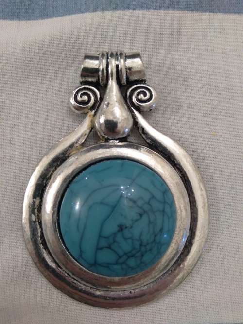 Costume  blue stone ? Pendant