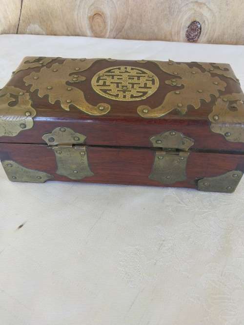 Vintage wooden oriental box in need of tlc