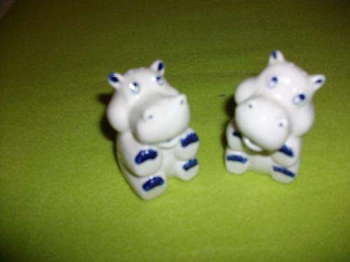 hippos blue and white salt and peppers
