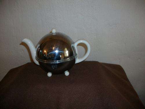old 50's tea  pot warmer