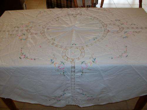 Nice emborided large table colth