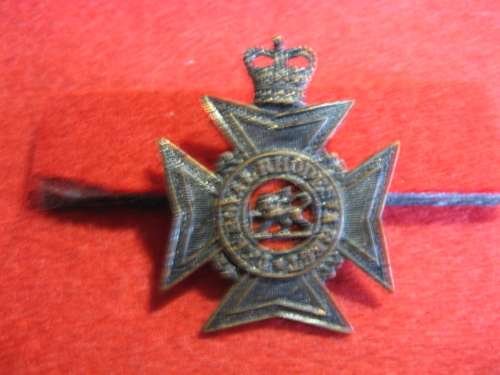 Royal Rhodesian Regt blackened cap badge