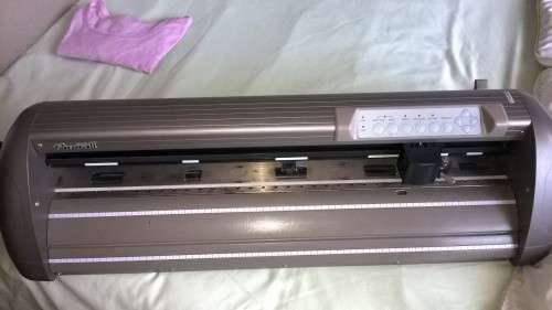 Puma II, (sign pal) , vinyl cutter / plotter with stand and vinyls