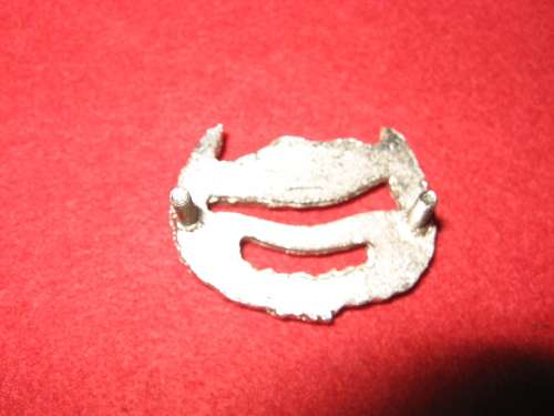 School of Armour beret badge