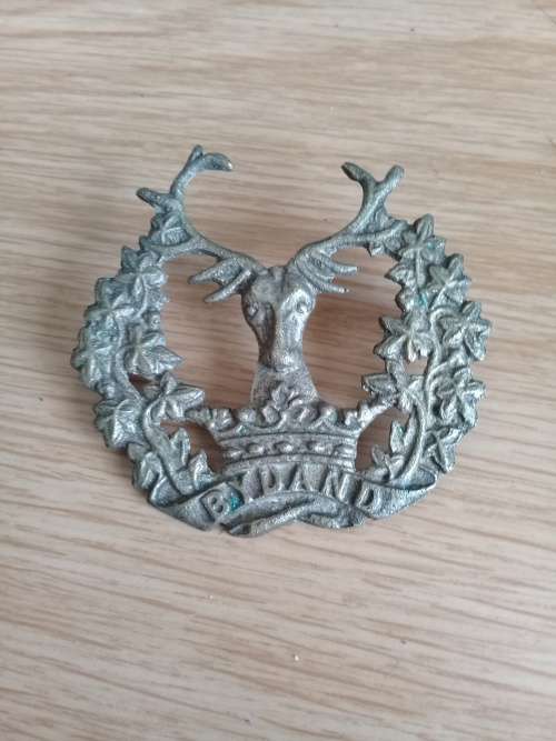 Gordon Highlanders brass cast head dress badge