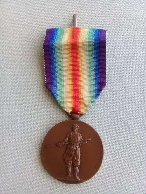 Japanese WWI inter Allied Victory medal in original box