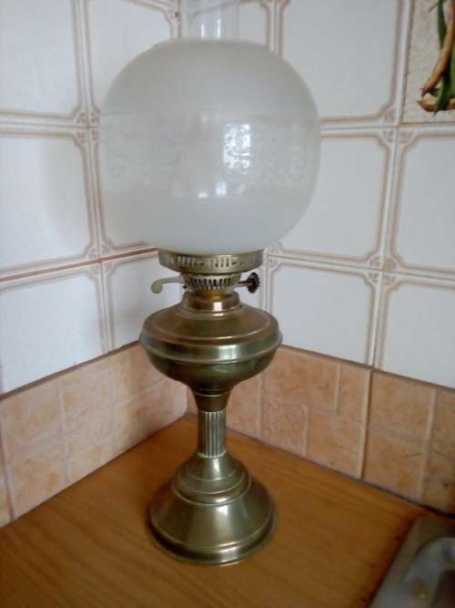 Antique brass Oil Lamp, complete, working condition, 550mm tall