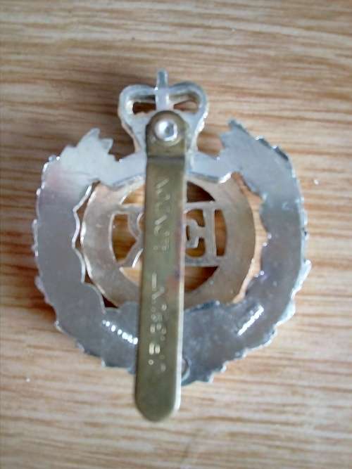 Royal Engineers QE Crown, staybrite BiM Cap badge