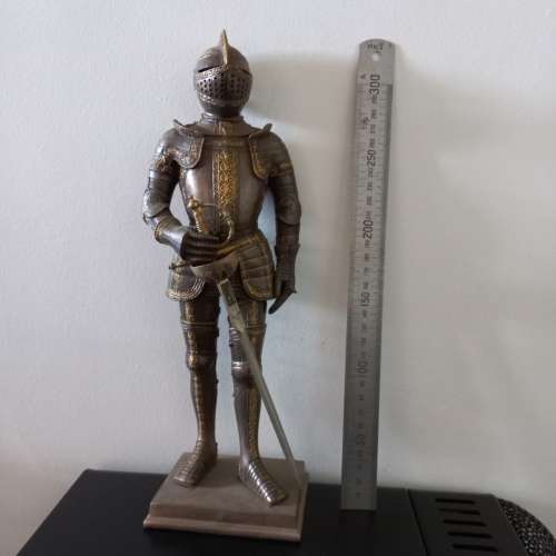 Knight in Armour bronze Statuette, 300mm tall