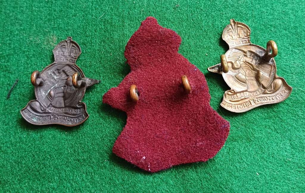 SA UDF WWII Q Services Corps, cap & collars pair