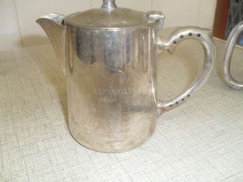 v(apl) AN ANSONIA PLATE EPNS HOTELWARE - SUNNYSIDE HOT WATER / COFFEE JUG - 10cm high base 7.5cm