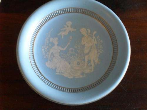 A stunning  FIORENTINE PLATE - handmade in ITALY