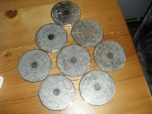 (RT35)  8x  LOVELY PATTERNED SILVER PLATED COASTERS - 9cm