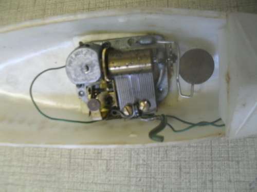 (je)  a VINTAGE PREMILEX - made in switzerland MUSICAL MECHANISM - for MUSICAL BOX - works