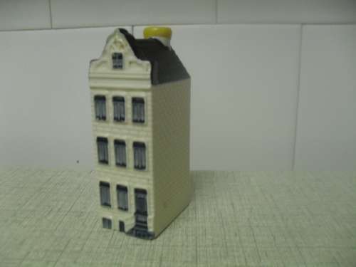 (at) a VINTAGE CERAMIC NO.58 BOLS KLM SEALED HOUSE - no chips no cracks