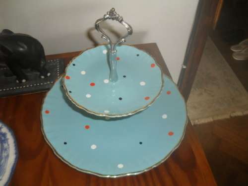 VINTAGE OLD FOLEY JAMES KENT STAFFORDSHIRE TWO TIER CAKE STAND 5443. -large plate 28cm wide