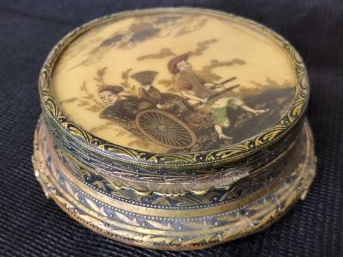 * FOOTED ANTIQUE METAL ORIENTAL JEWELLERY CASKET.