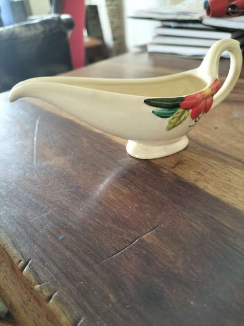 LITTLE CROWN DEVON SAUCE BOAT PERFECT FOR CHOCOLATE SAUCE