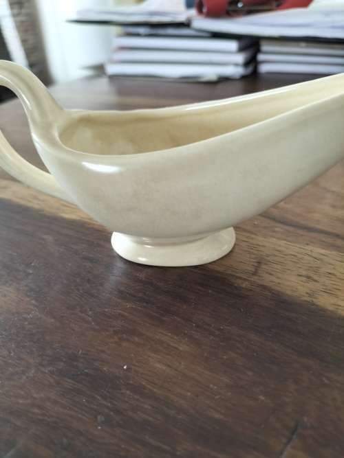 LITTLE CROWN DEVON SAUCE BOAT PERFECT FOR CHOCOLATE SAUCE