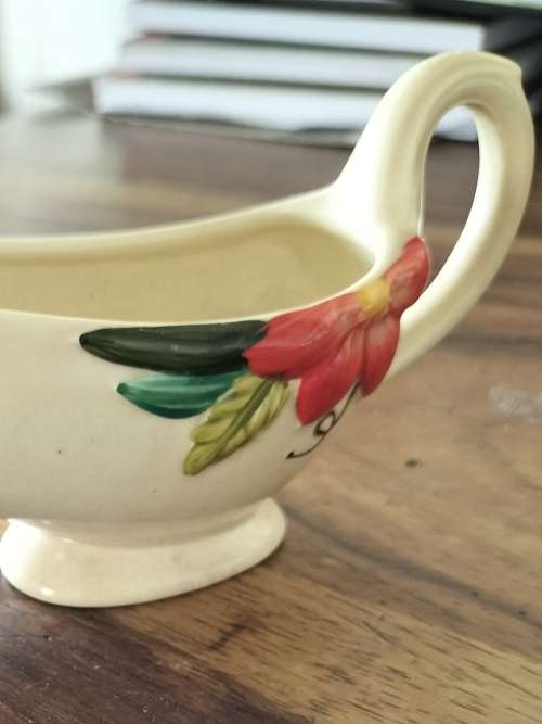 LITTLE CROWN DEVON SAUCE BOAT PERFECT FOR CHOCOLATE SAUCE