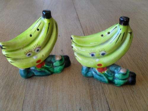 Vintage CERAMIC SALT AND PEPPER SET "BANANA PEOPLE"
