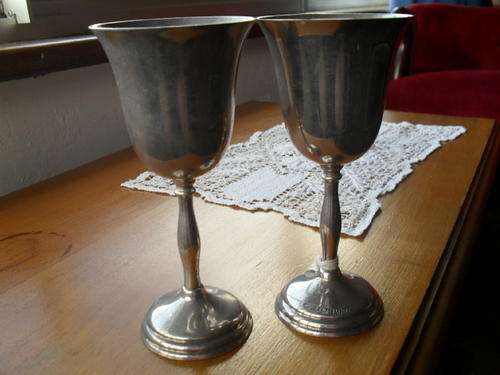 A PAIR OF REGAL EPNS GOBLETS -A1 SPC