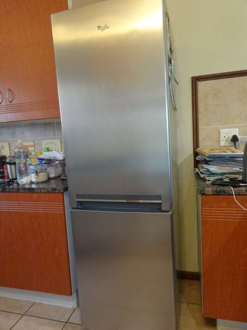 Whirlpool fridge and freezer 6th sense at price to go still in warranty!!