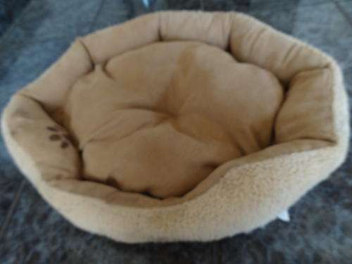 2 Pet baskets-beds double faced for sale in superb condition