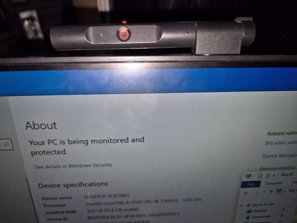 Lenovo All-in-One Desktop PC - i5 9th gen/16gb/250gb