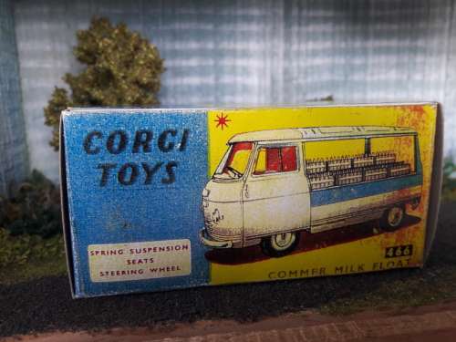 CORGI 466 COMMER MILK FLOAT