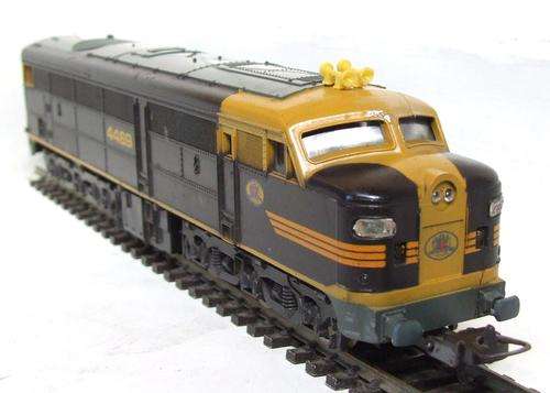LIMA HO: Australian Diesel-Electric Locomotive(4469) in a fair unboxed working condition (Italy)