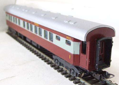 LIMA HO: SAR 1 Class Trans Karoo Passenger Coach in good unboxed condition (Italy)